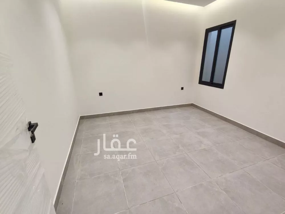 4 bedroom apartment in As Suwaidi 4