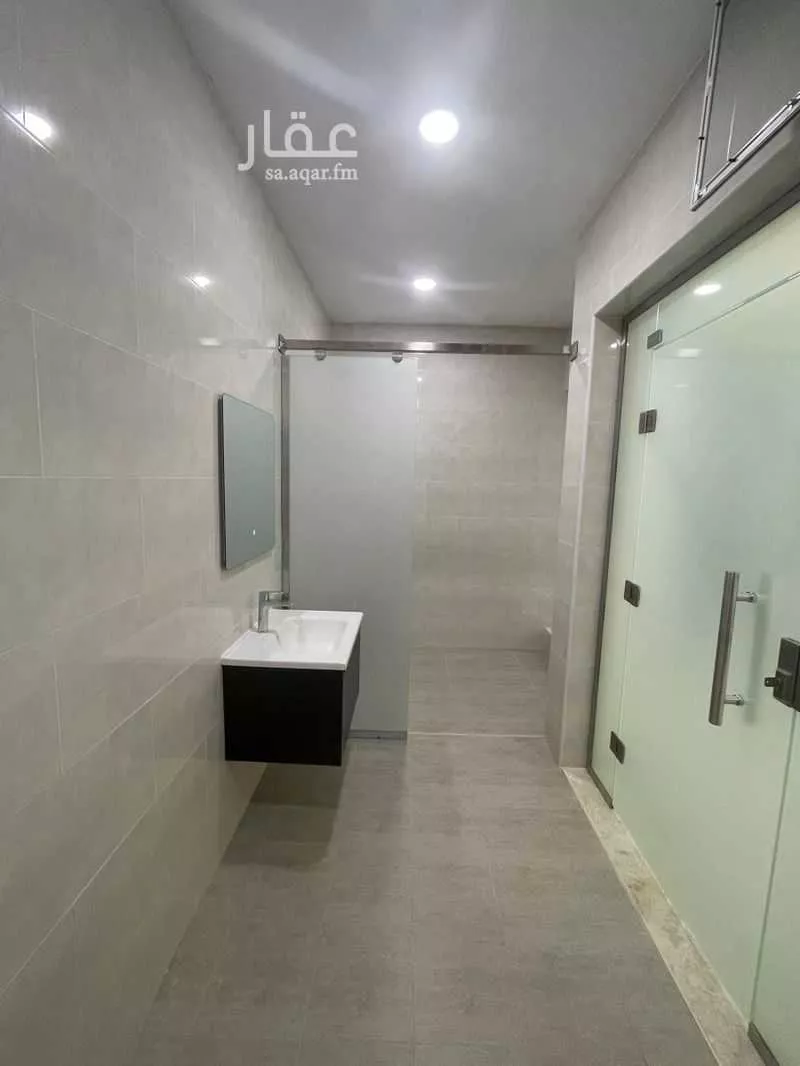 3 bedroom villa in Al Janadriyah 22