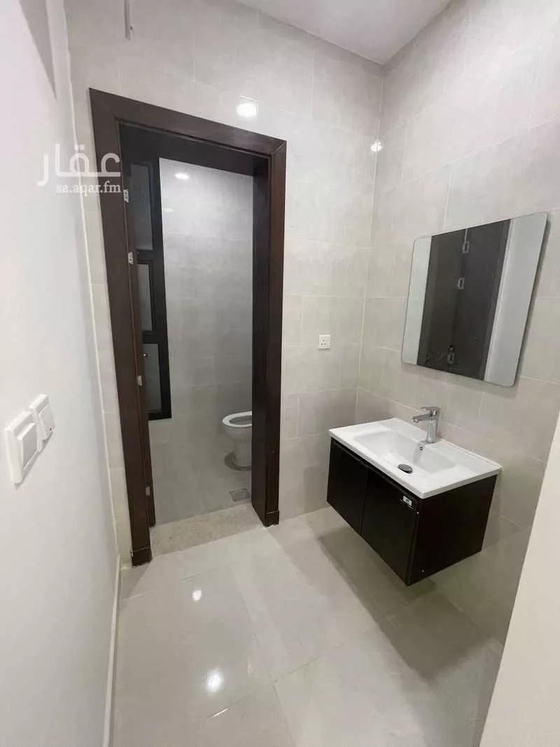 3 bedroom villa in Al Janadriyah 9