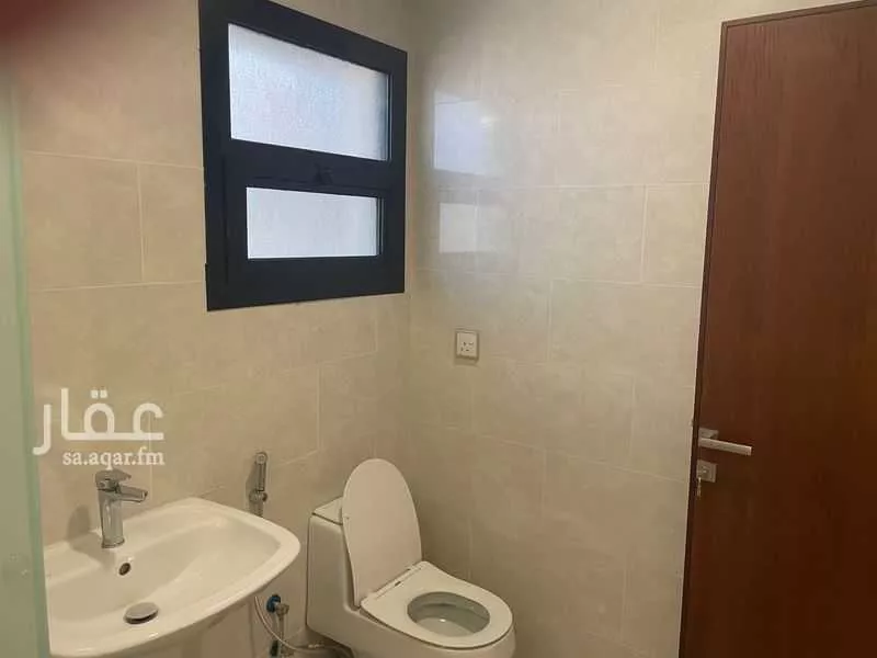 فيلا 5 غرف في الجنادرية 27