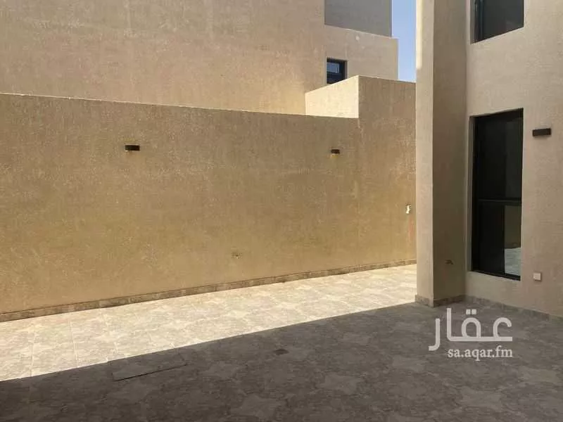 فيلا 5 غرف في الجنادرية 6