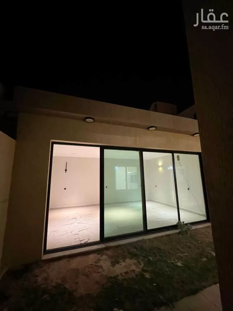 فيلا 5 غرف في العارض 16