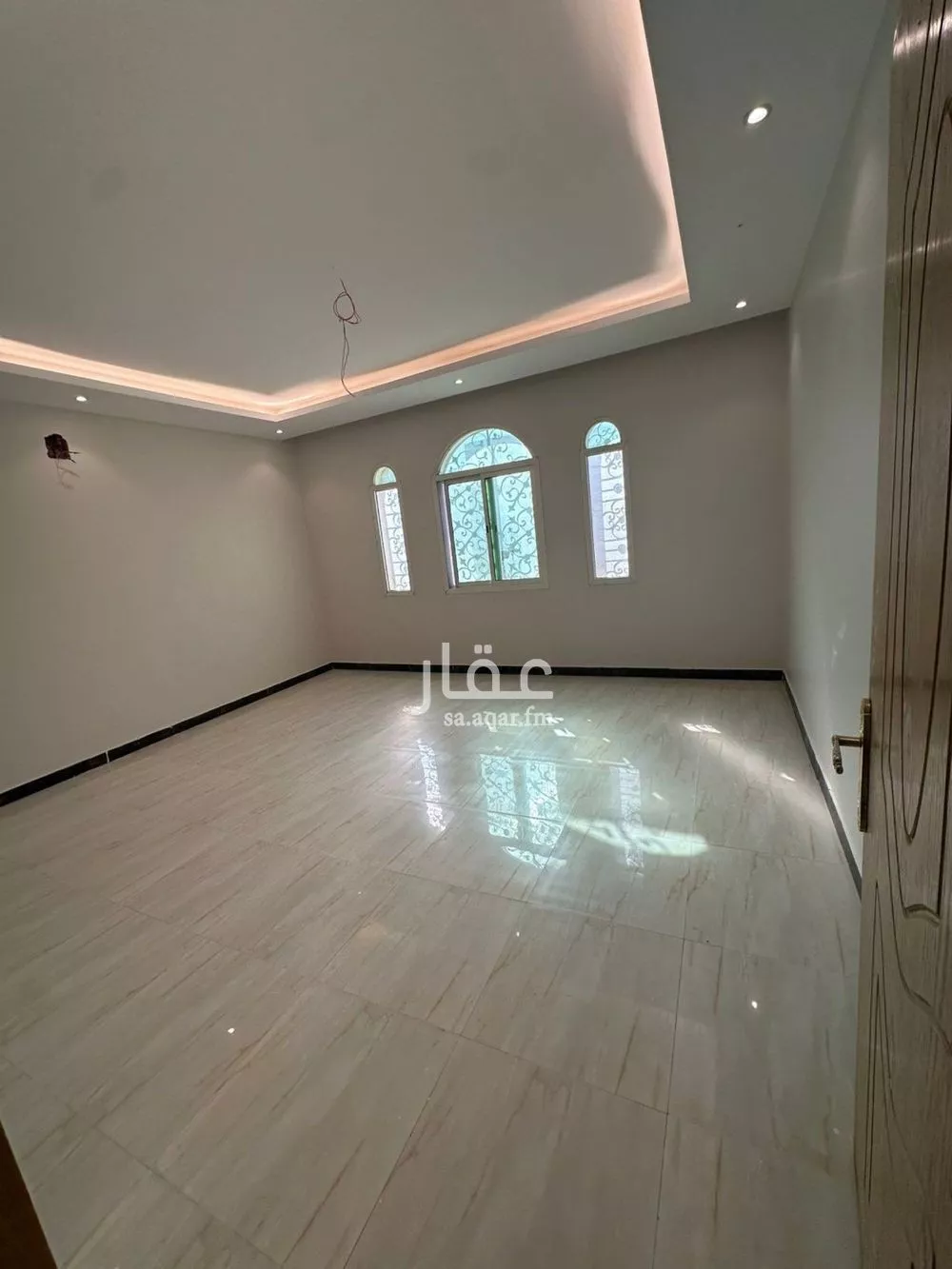 8 bedroom villa in Al Rimal 5