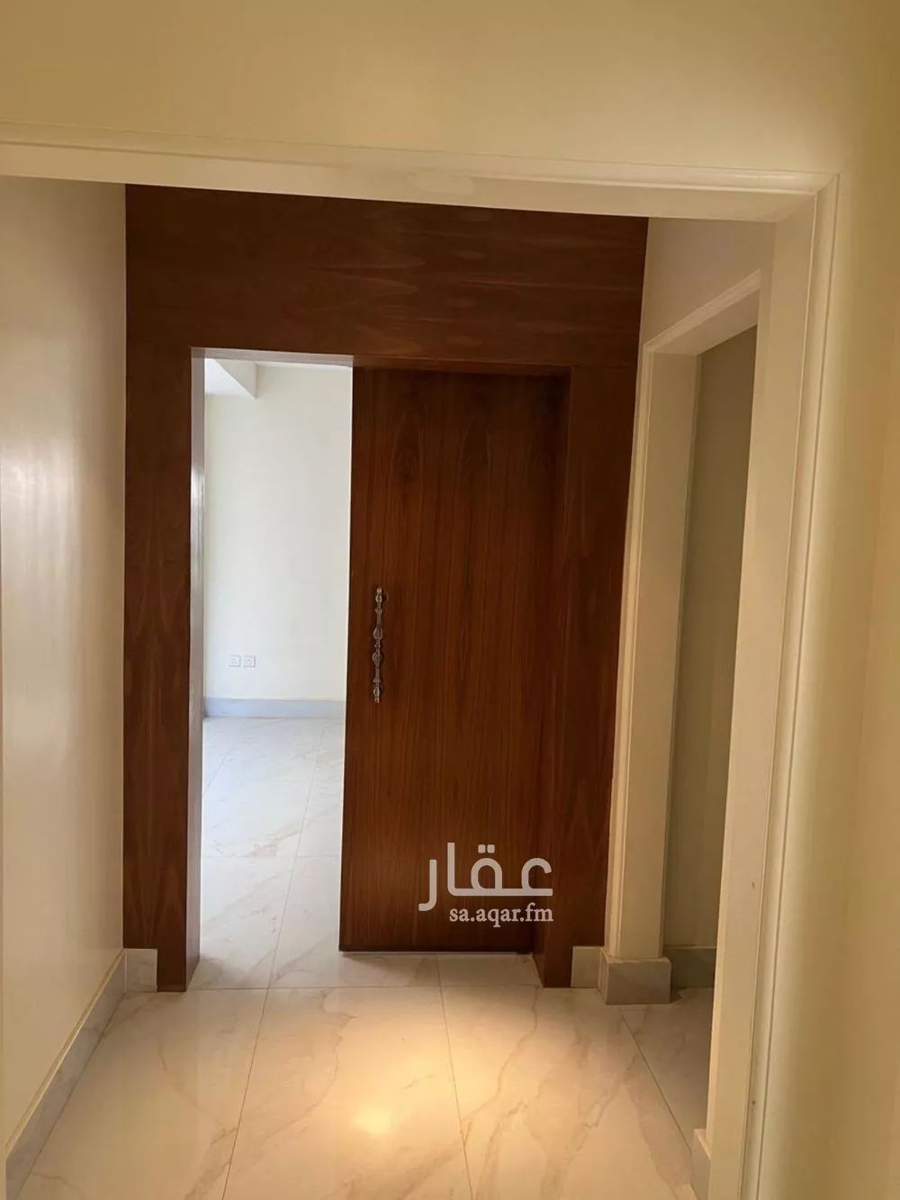 فيلا 6 غرف في الياسمين 9