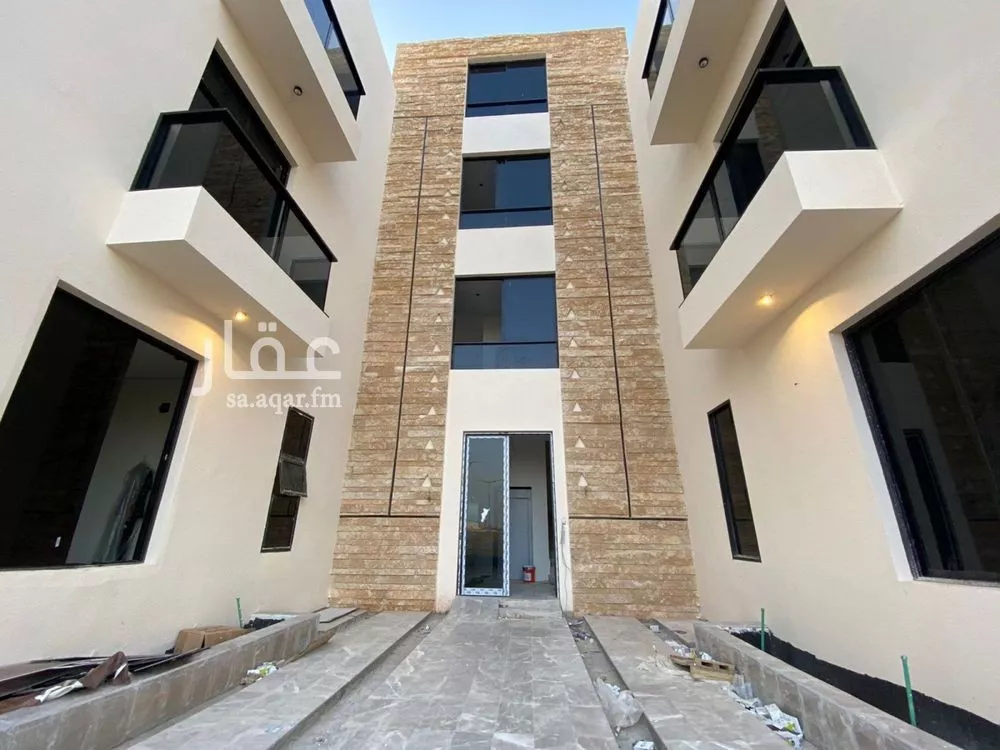 4 bedroom apartment in Al Mahdiyyah 6
