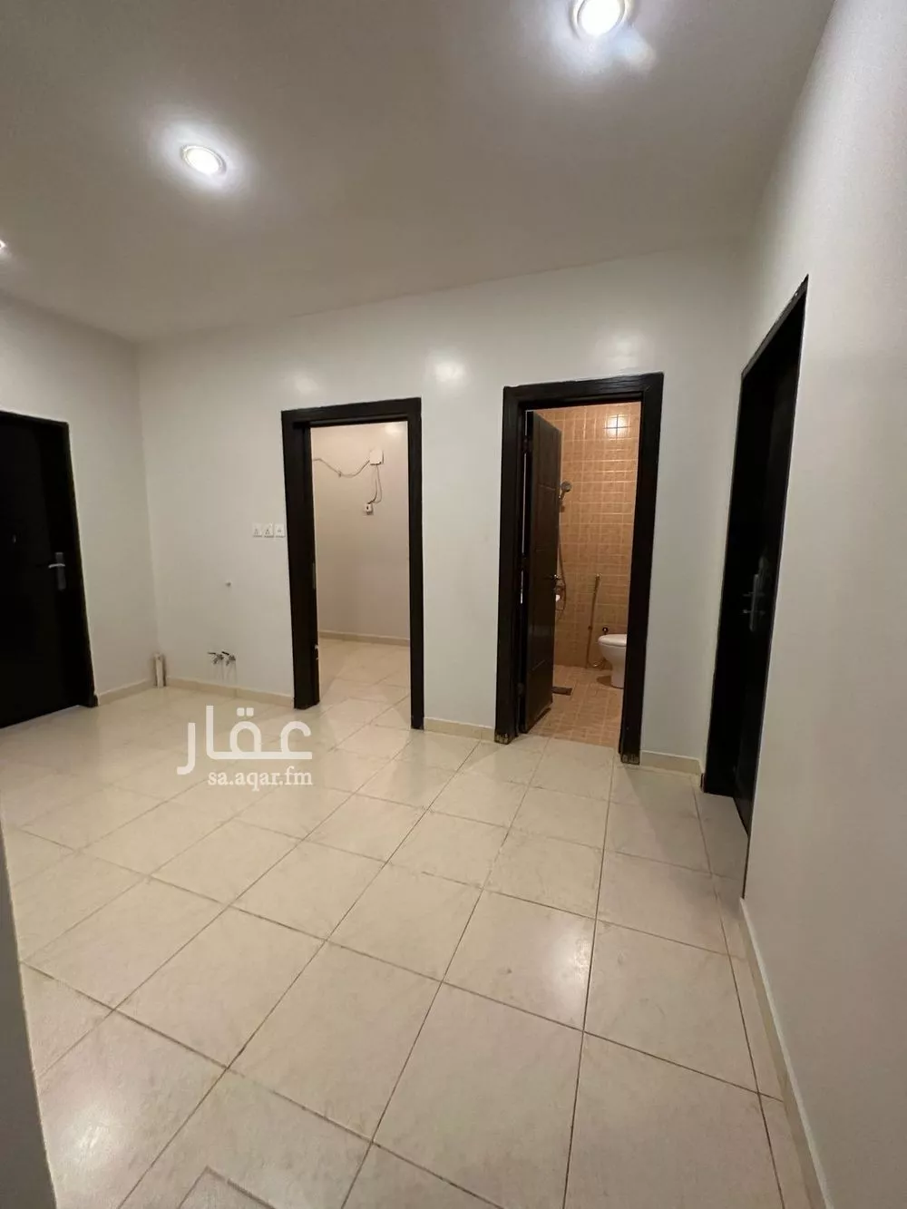 9 bedroom villa in Al Yasmin 16
