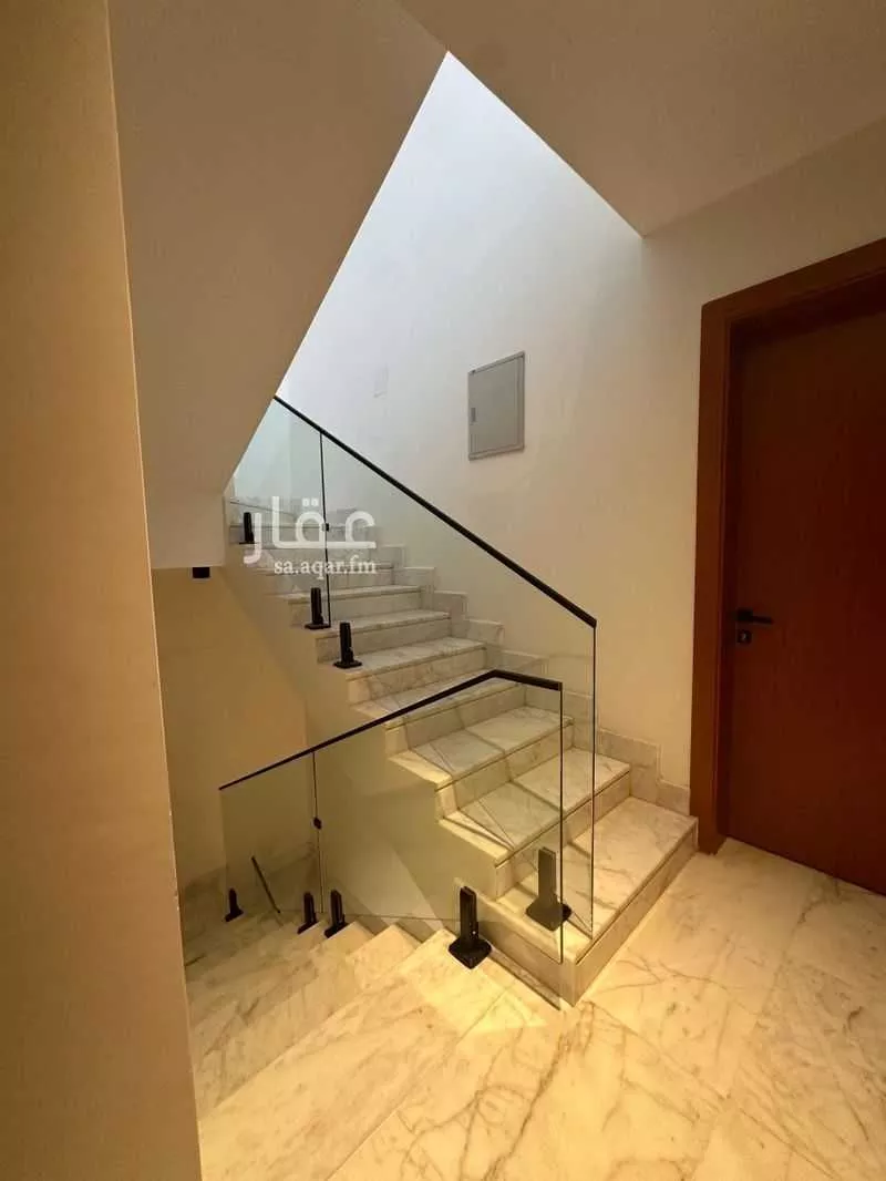 4 bedroom villa in Al Aridh 14