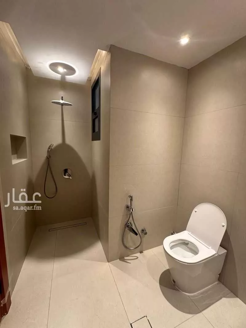 4 bedroom villa in Al Aridh 15