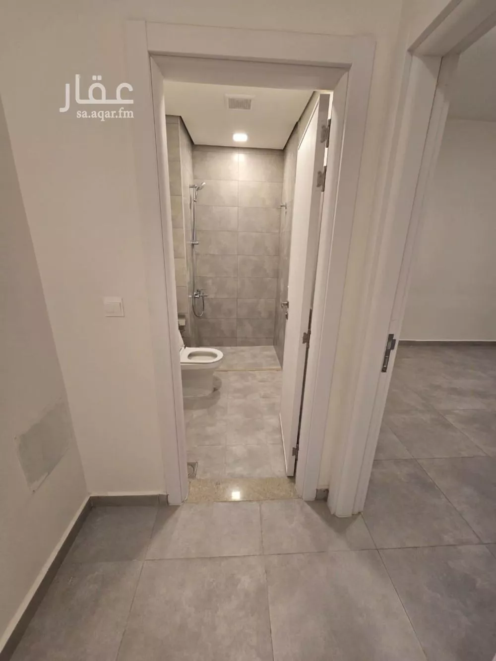 فيلا 5 غرف في النرجس 2