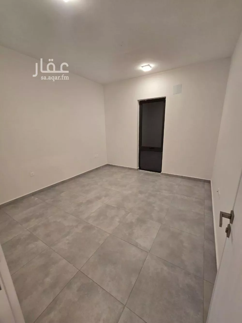 فيلا 5 غرف في النرجس 19