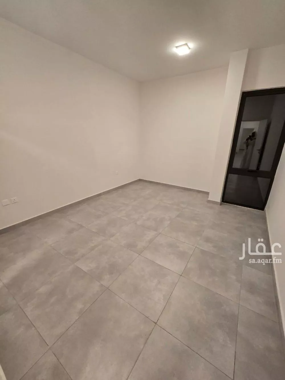 فيلا 5 غرف في النرجس 21