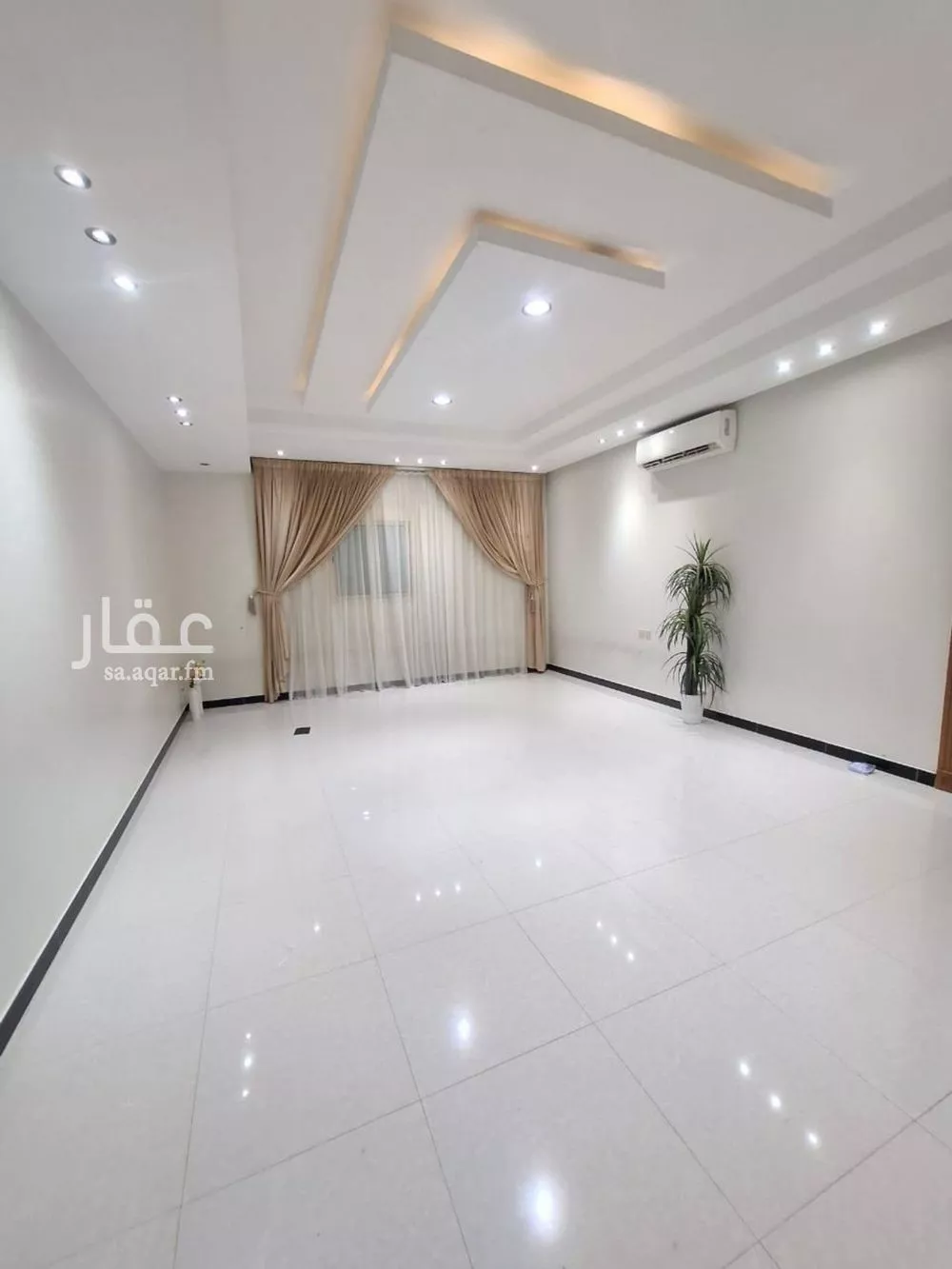 فيلا 6 غرف في عرقة 2