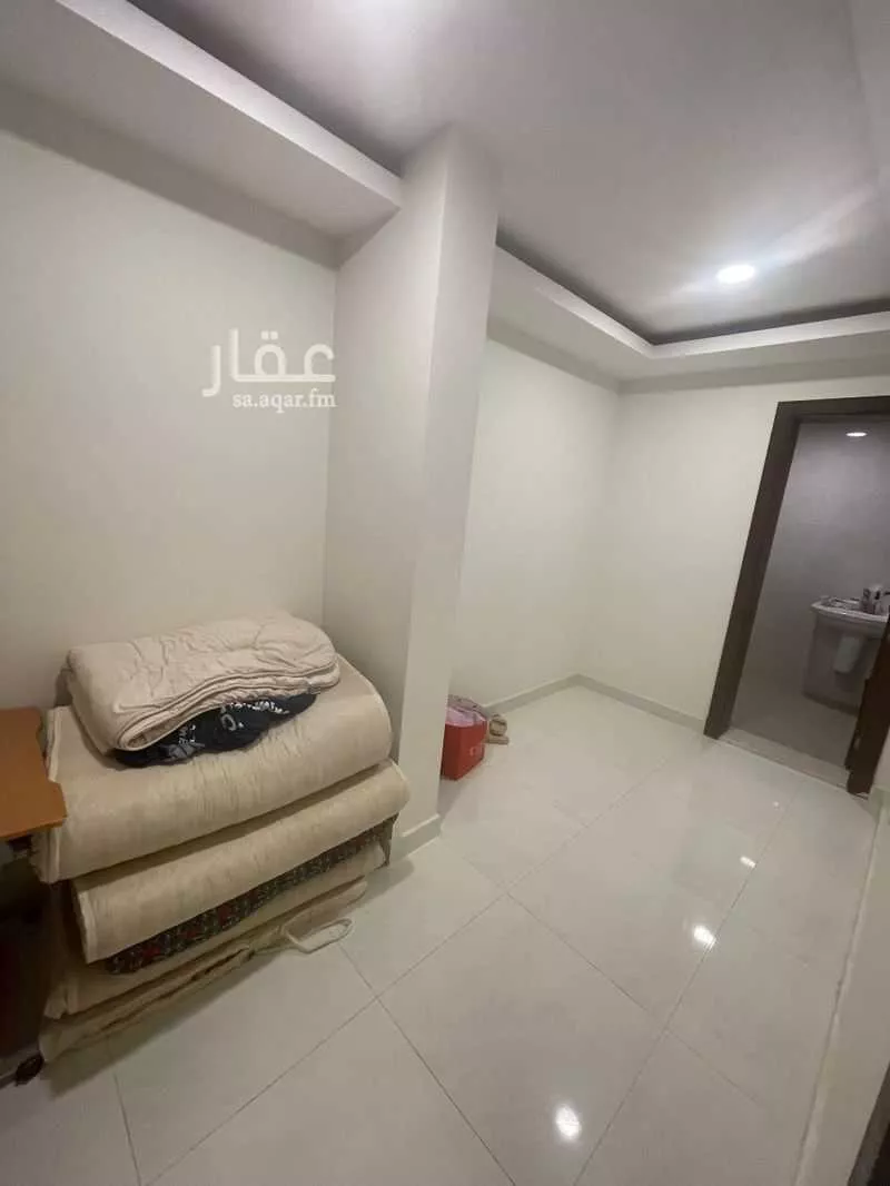 فيلا 4 غرف في الجنادرية 26