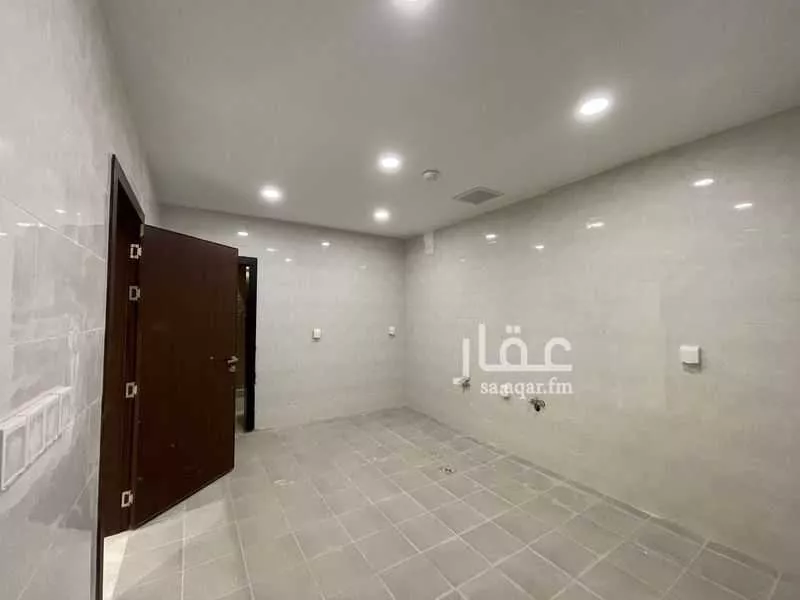 فيلا 7 غرف في الجنادرية 11