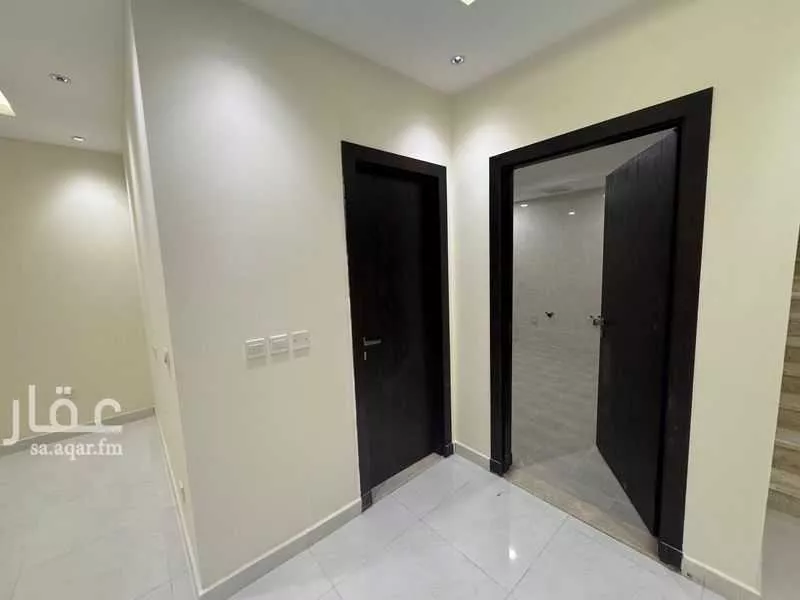 3 bedroom villa in Al Janadriyah 7