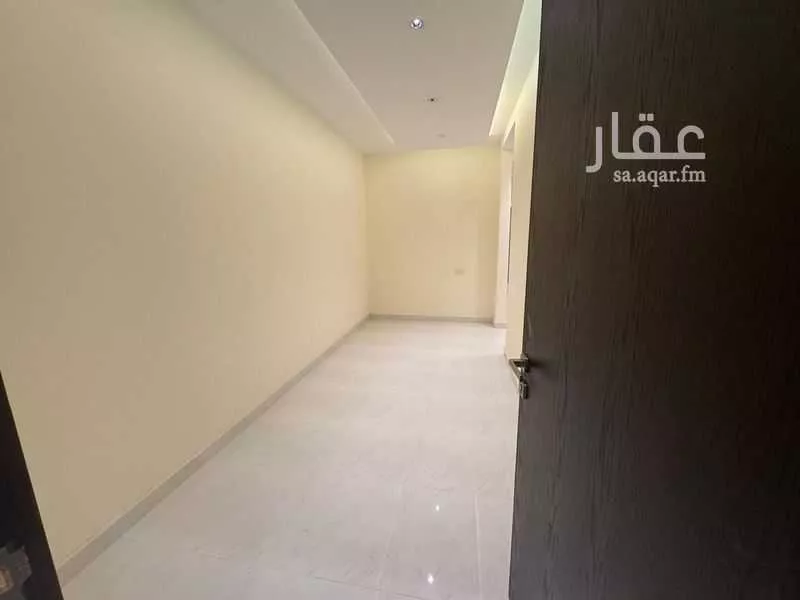 3 bedroom villa in Al Janadriyah 8