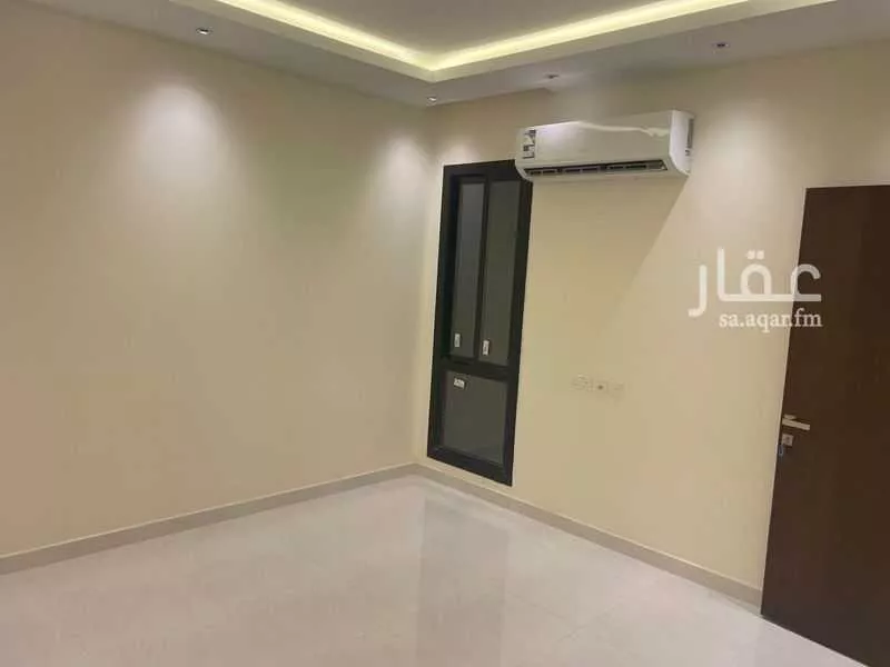 5 bedroom villa in Al Janadriyah 23