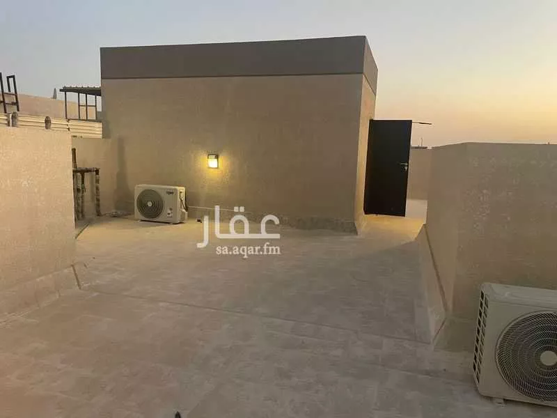 5 bedroom villa in Al Janadriyah 29