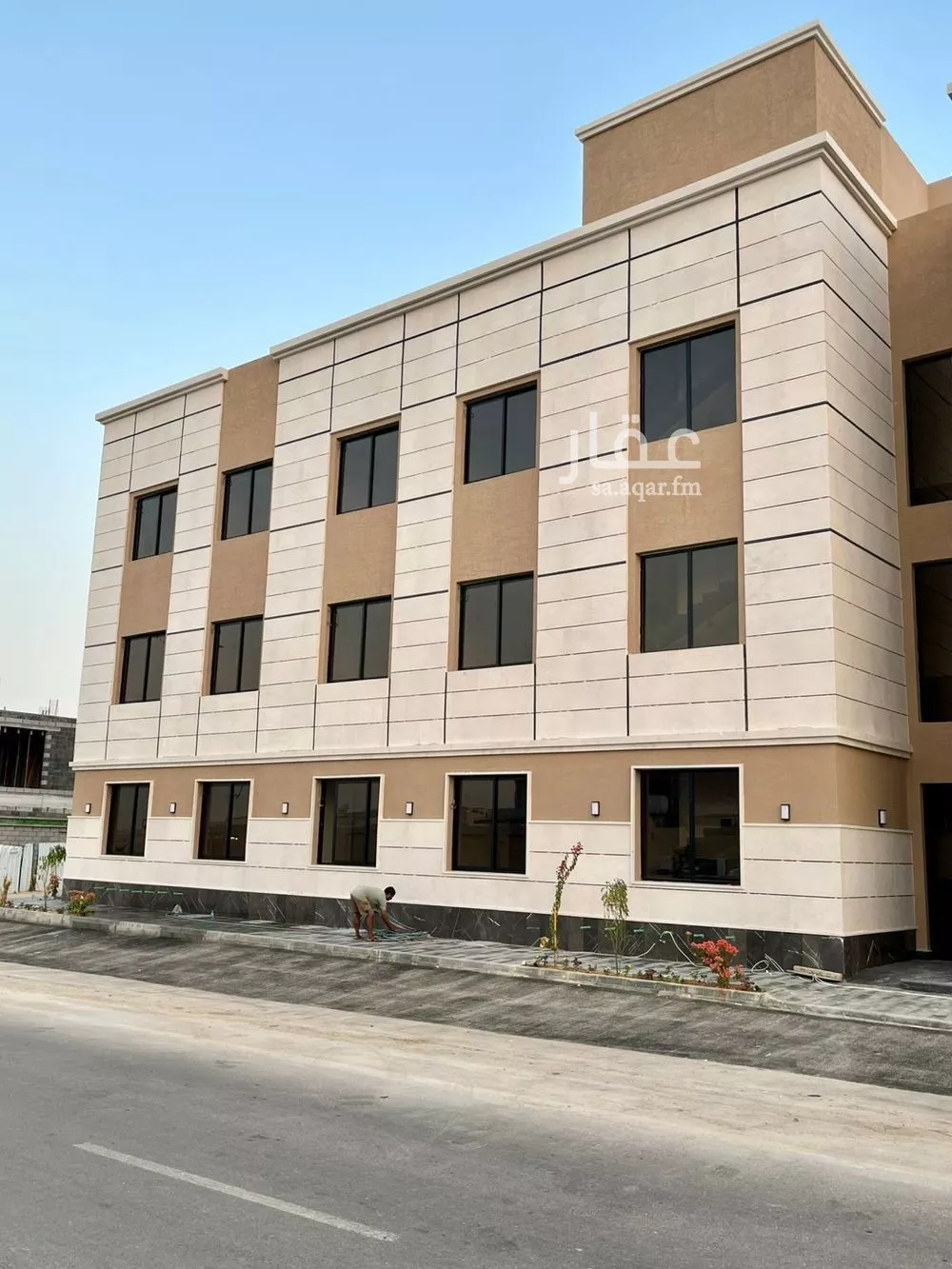 3 bedroom apartment in Al Mahdiyyah 4