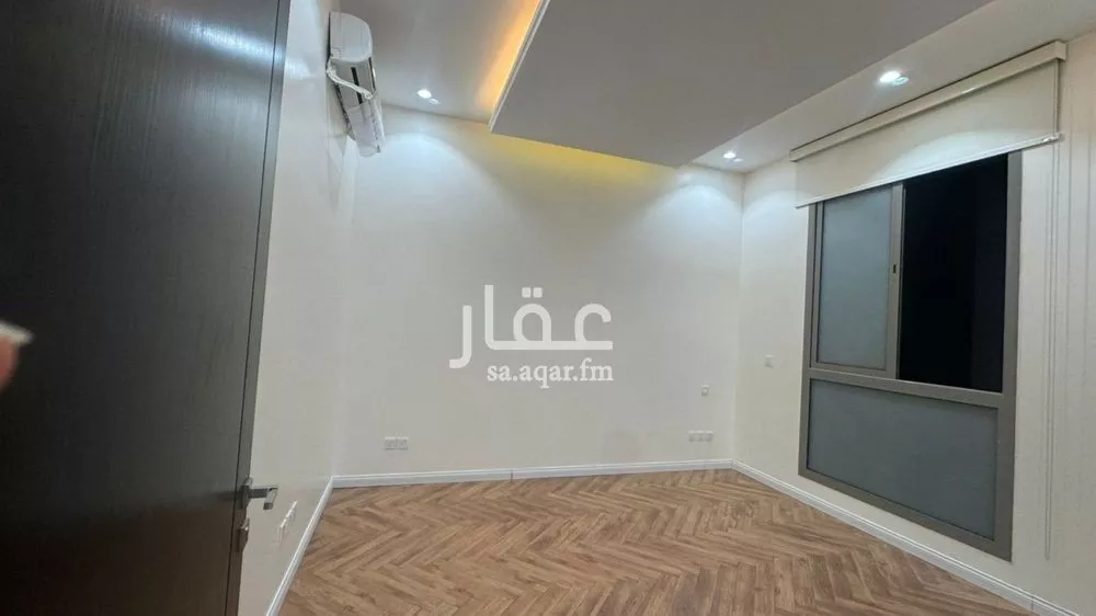 فيلا 5 غرف في الياسمين 6