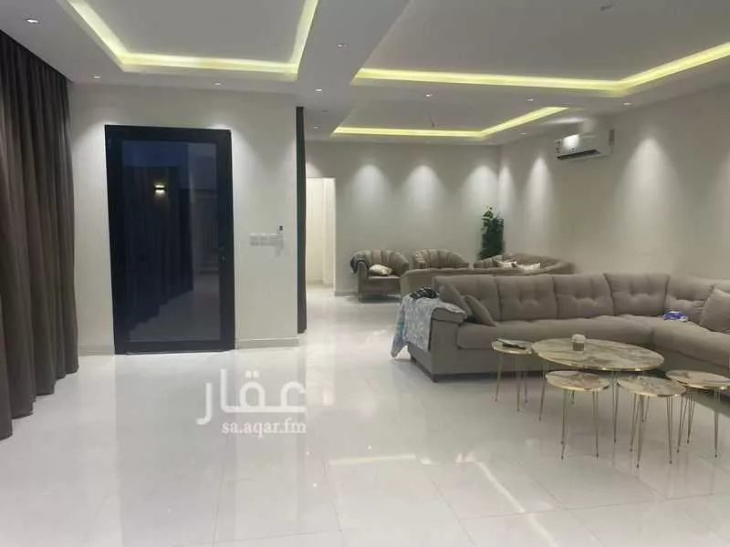 فيلا 3 غرف في الجنادرية 9