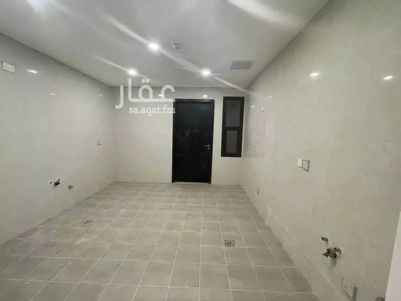 10 bedroom villa in Al Janadriyah 13