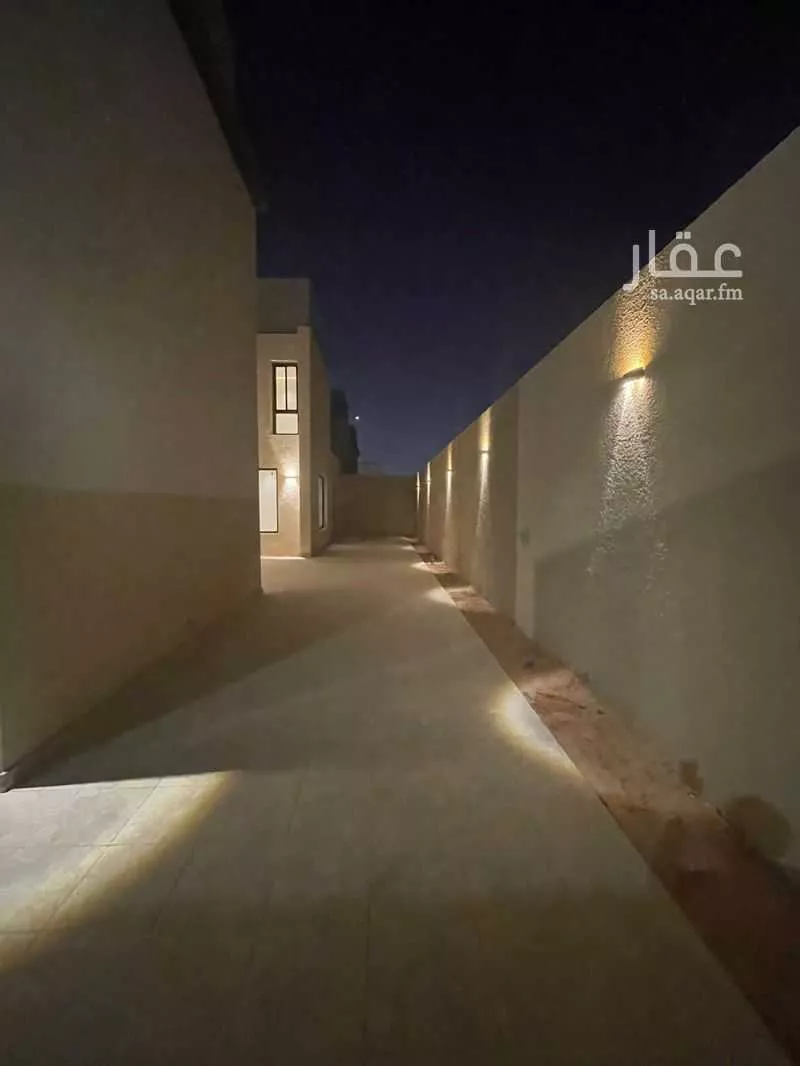 10 bedroom villa in Al Janadriyah 16