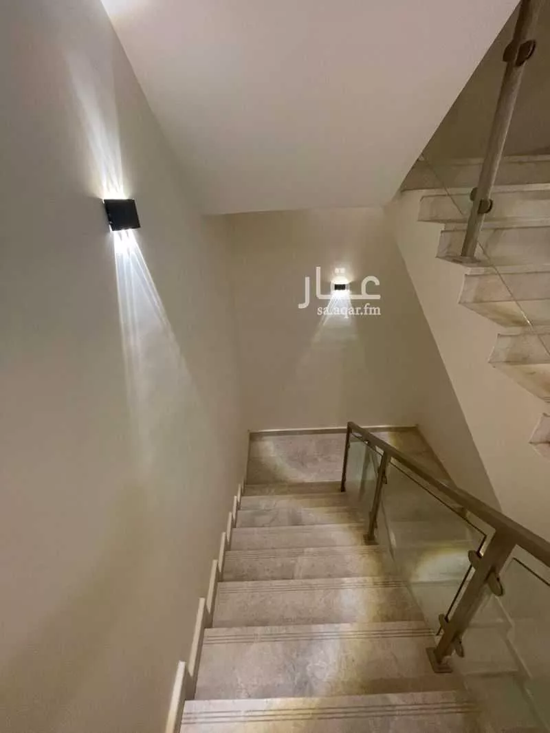 10 bedroom villa in Al Janadriyah 18