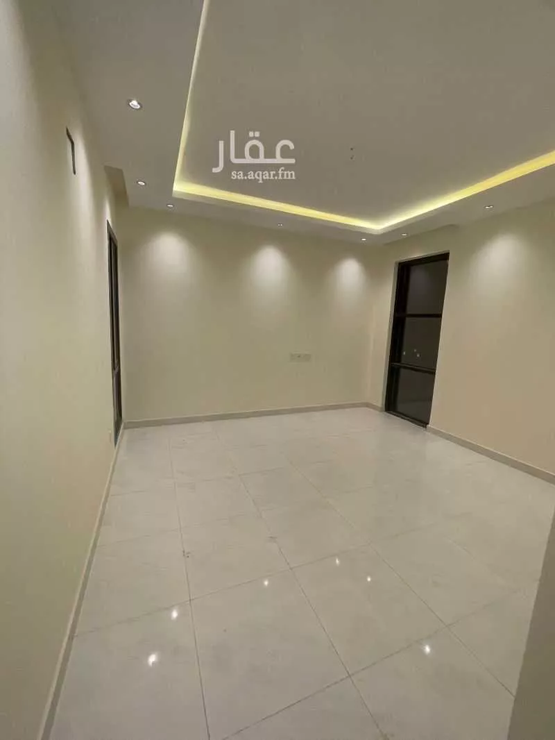 10 bedroom villa in Al Janadriyah 23