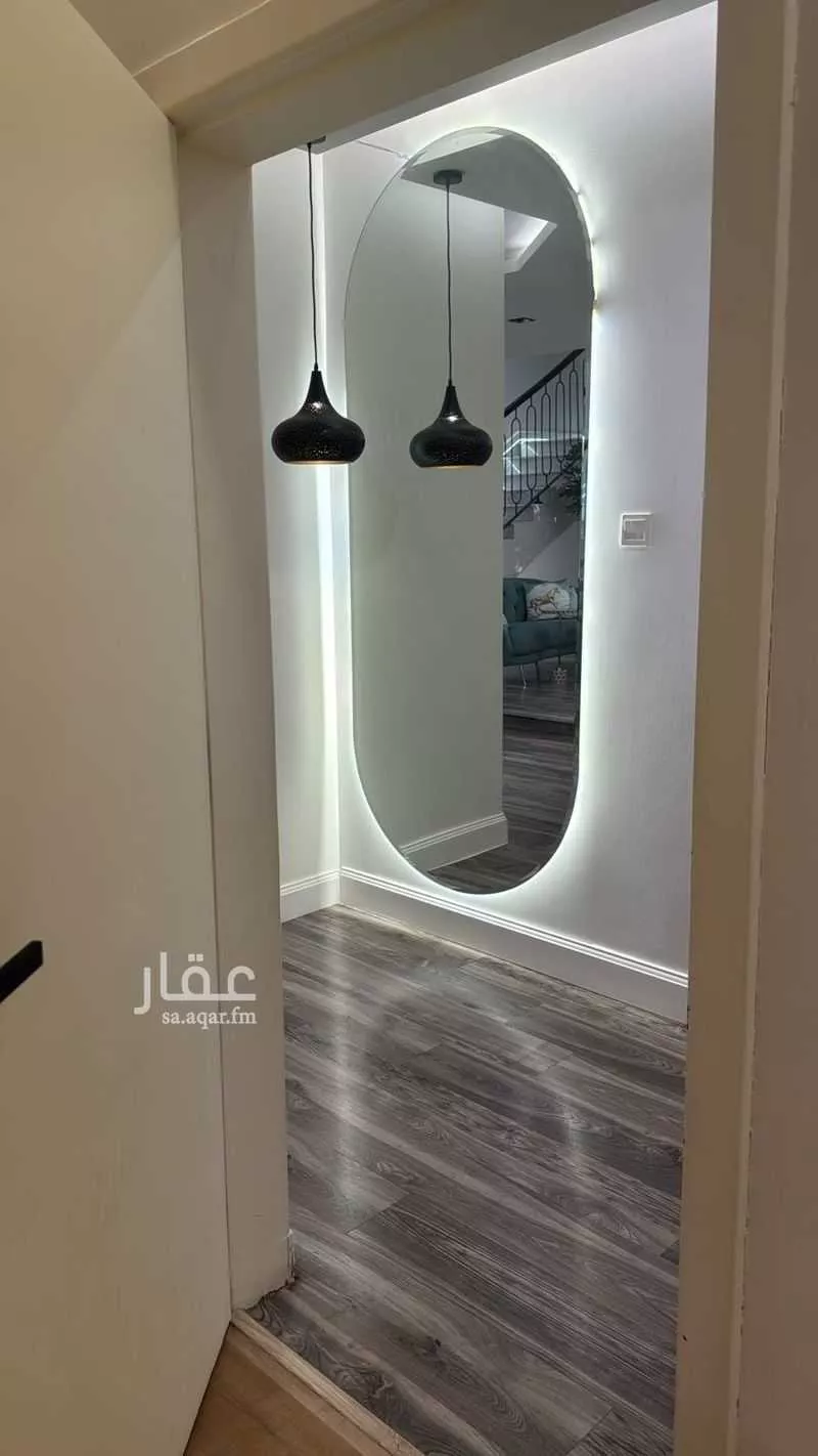 فيلا 9 غرف في الملك فيصل 13