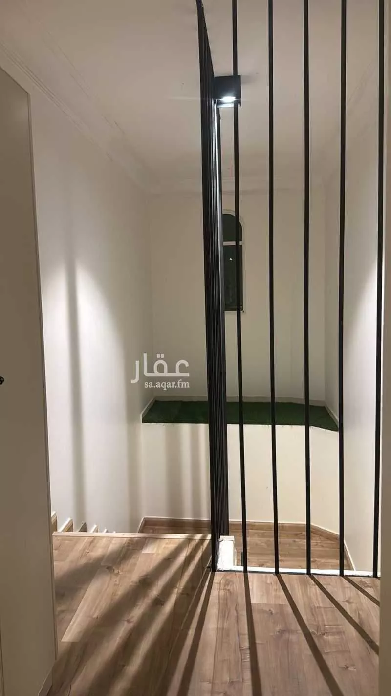 فيلا 9 غرف في الملك فيصل 16