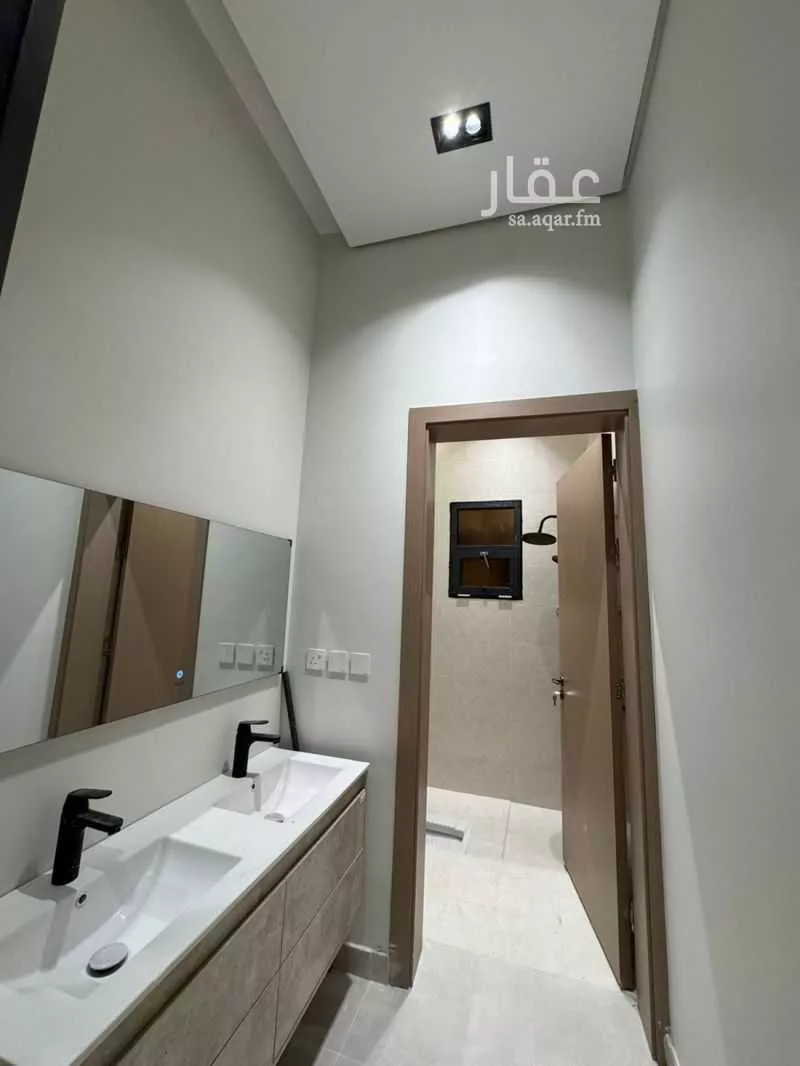 فيلا 5 غرف في بنبان 18
