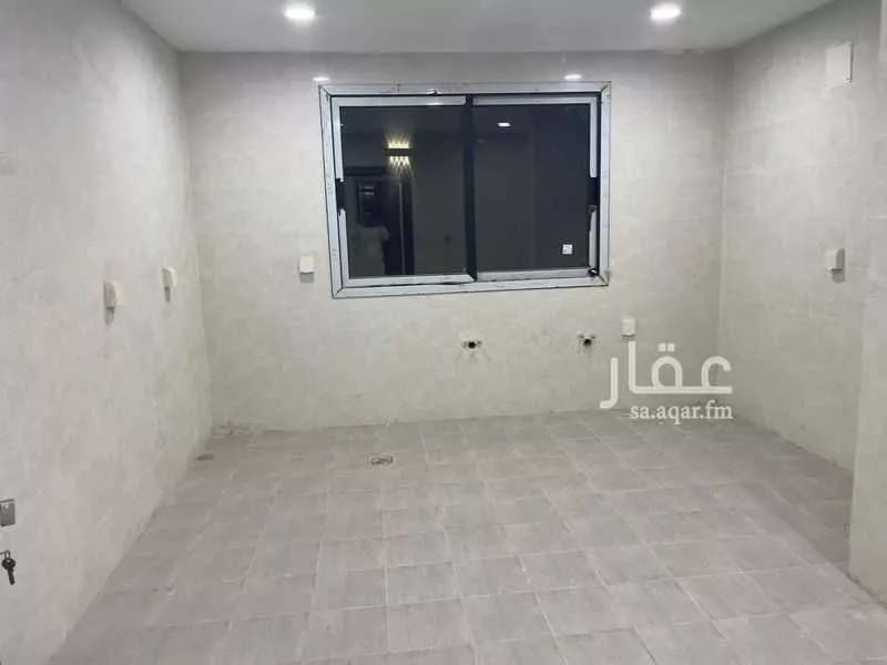 4 bedroom villa in Al Janadriyah 11