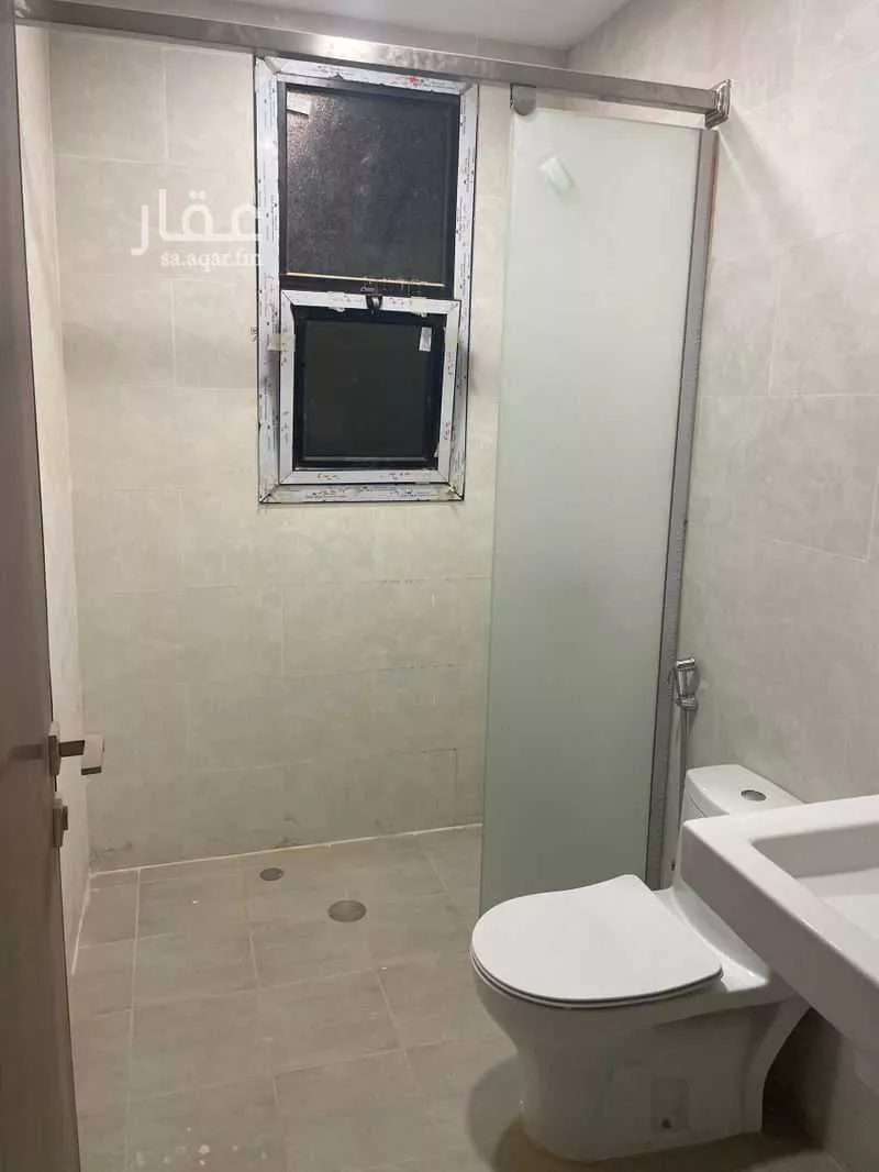 4 bedroom villa in Al Janadriyah 15