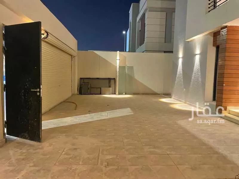 4 bedroom villa in Al Janadriyah 4
