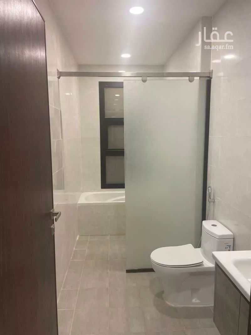 3 bedroom villa in Al Janadriyah 26