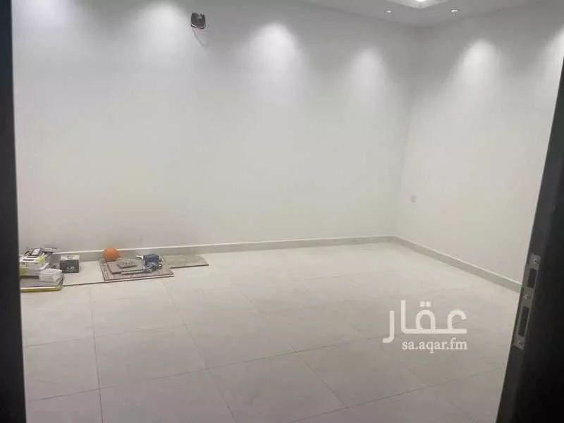 3 bedroom villa in Al Janadriyah 7