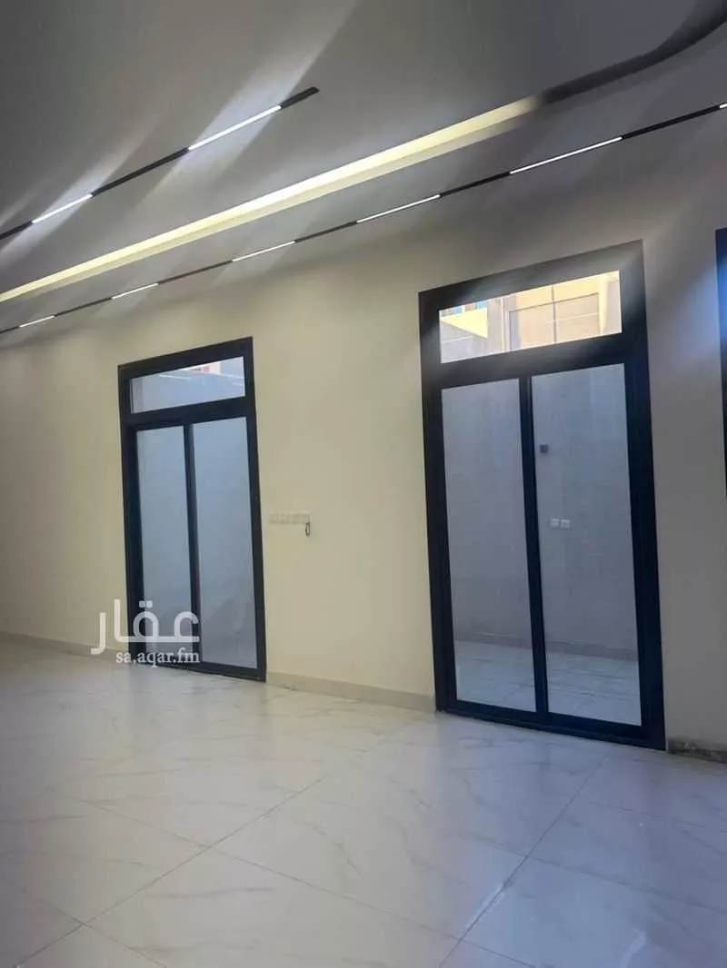 5 bedroom villa in Al Rimal 12