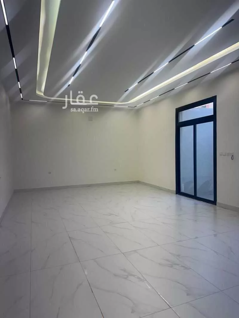 5 bedroom villa in Al Rimal 17