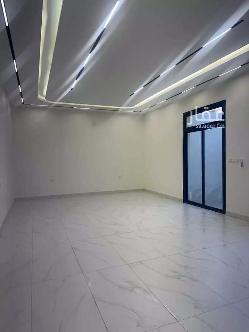 5 bedroom villa in Al Rimal 10