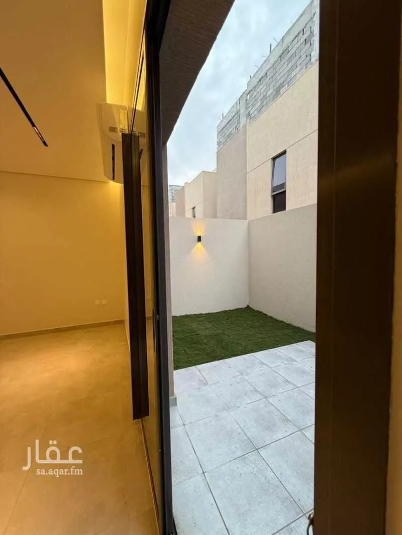 فيلا 5 غرف في النرجس 11