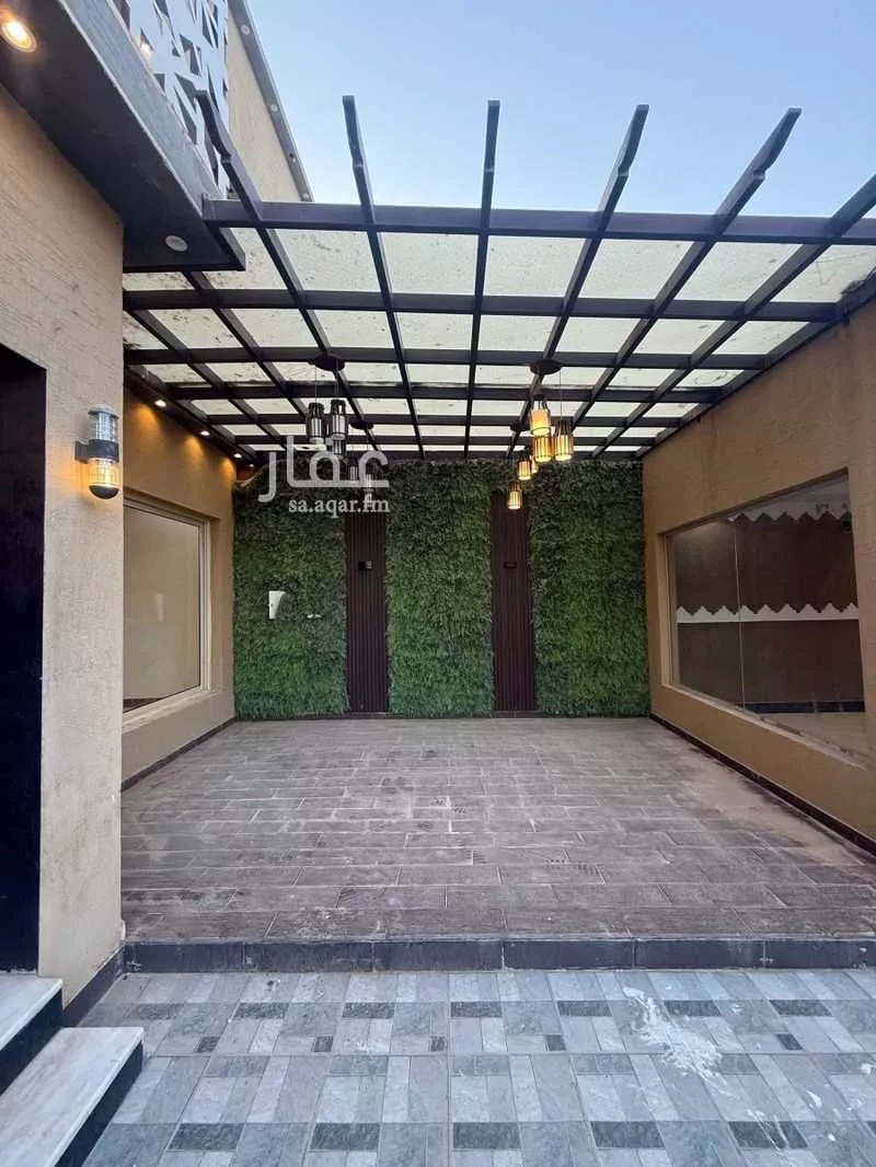 5 bedroom villa in Okaz 2