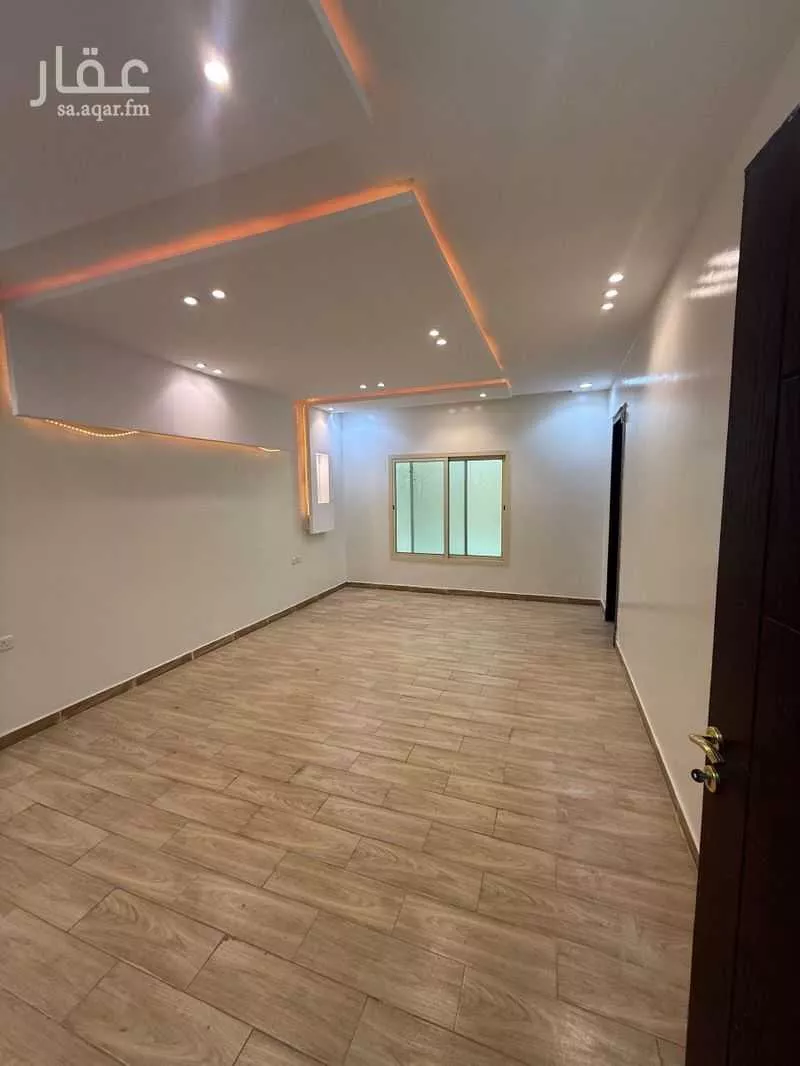 5 bedroom villa in Okaz 6