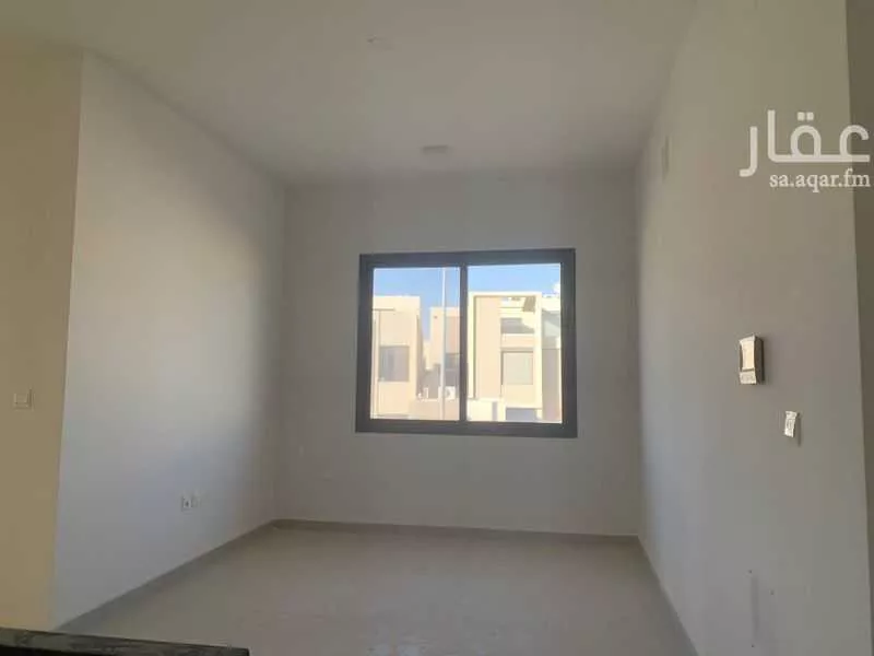 4 bedroom villa in Riyadh 15