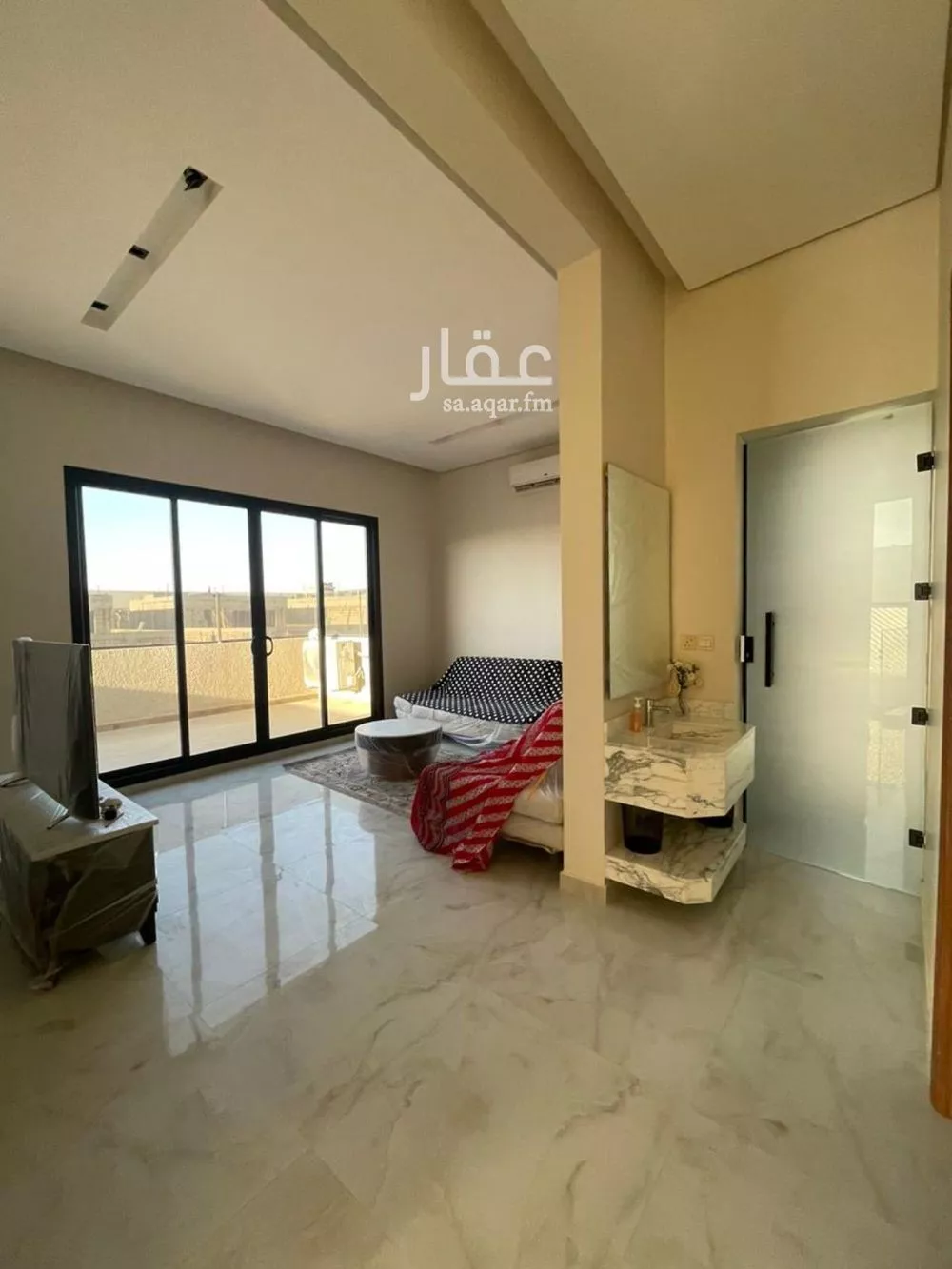 5 bedroom villa in Al Narjis 17