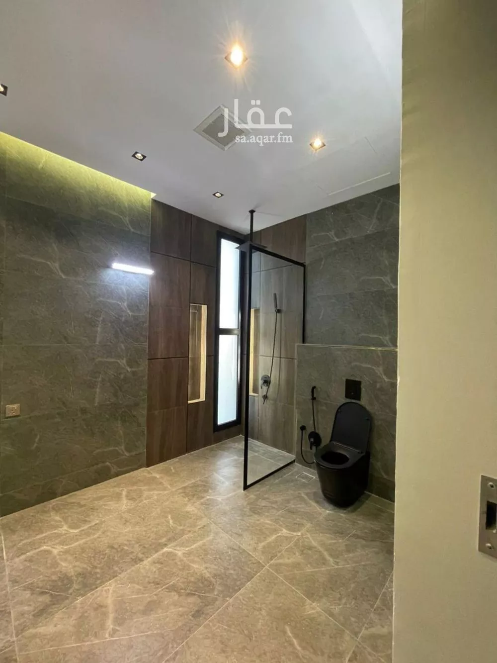 5 bedroom villa in Al Narjis 22