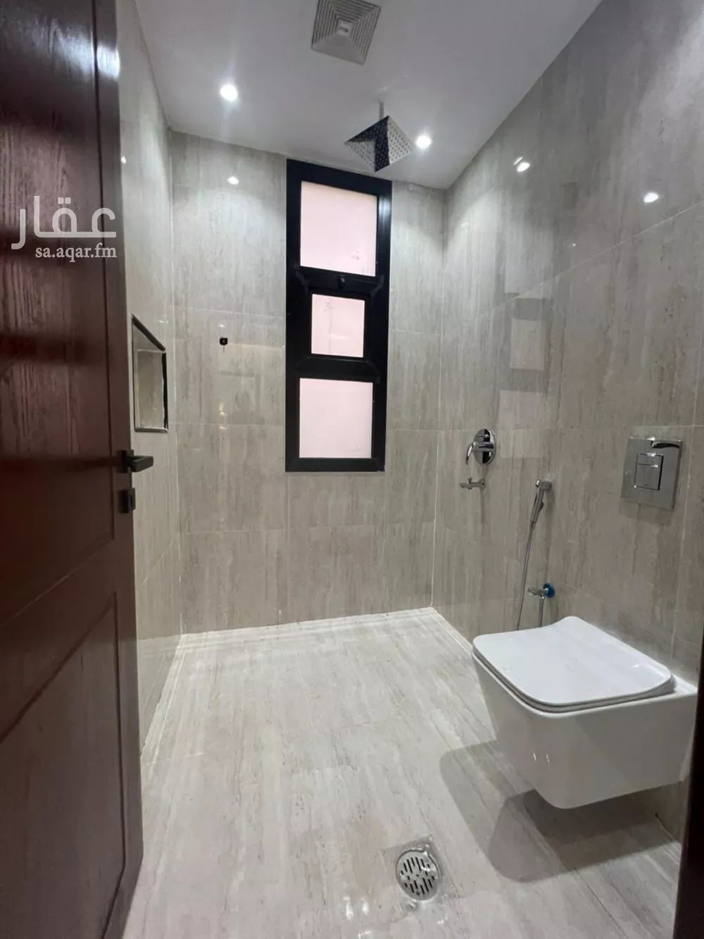 شقة 4 غرف في عكاظ 5