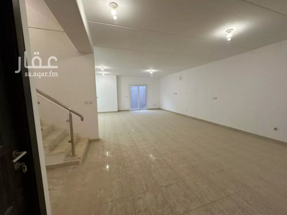 4 bedroom villa in Riyadh 4