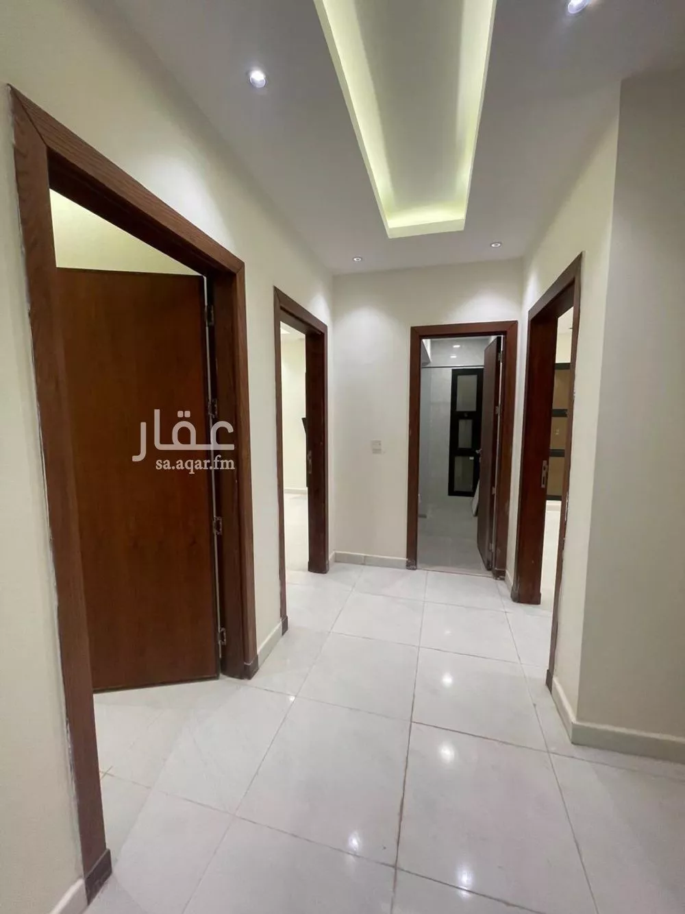 3 bedroom villa in Al Janadriyah 4