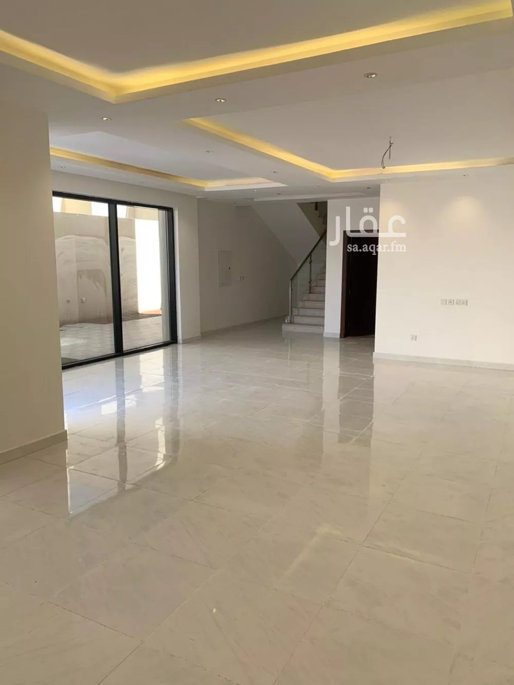 3 bedroom villa in Al Janadriyah 6